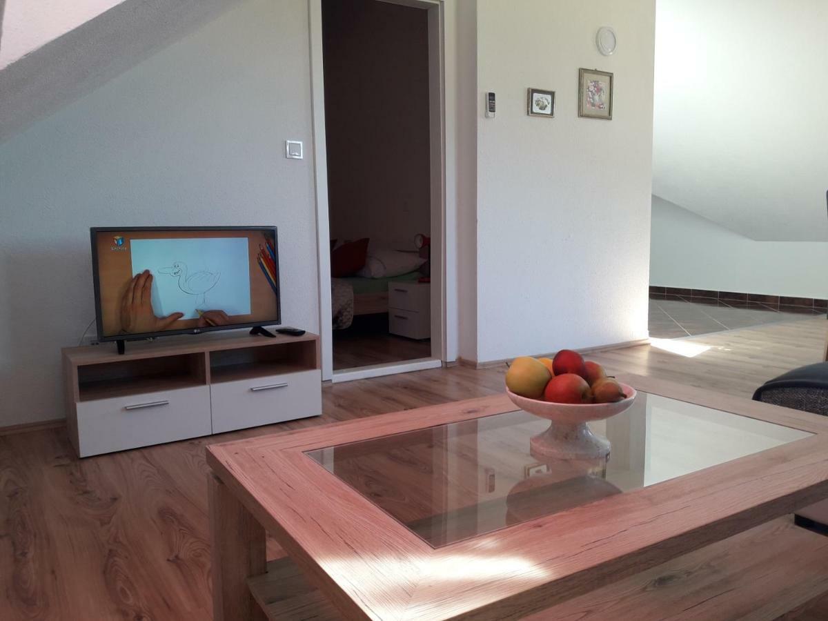 Apartmani Timon Бол Экстерьер фото