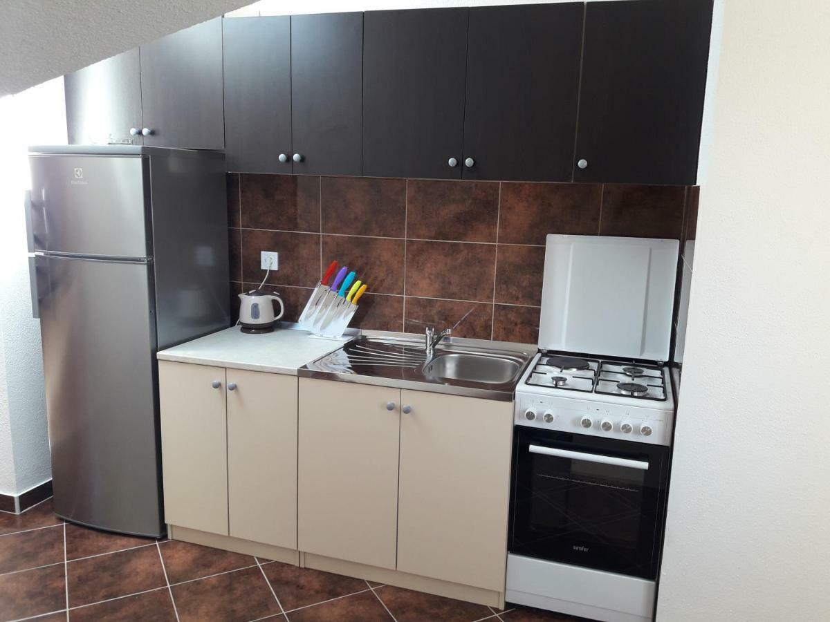 Apartmani Timon Бол Экстерьер фото
