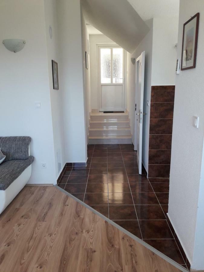 Apartmani Timon Бол Экстерьер фото